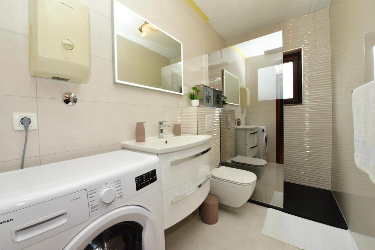 Apartmani Ivan Kaštela Εξωτερικό φωτογραφία