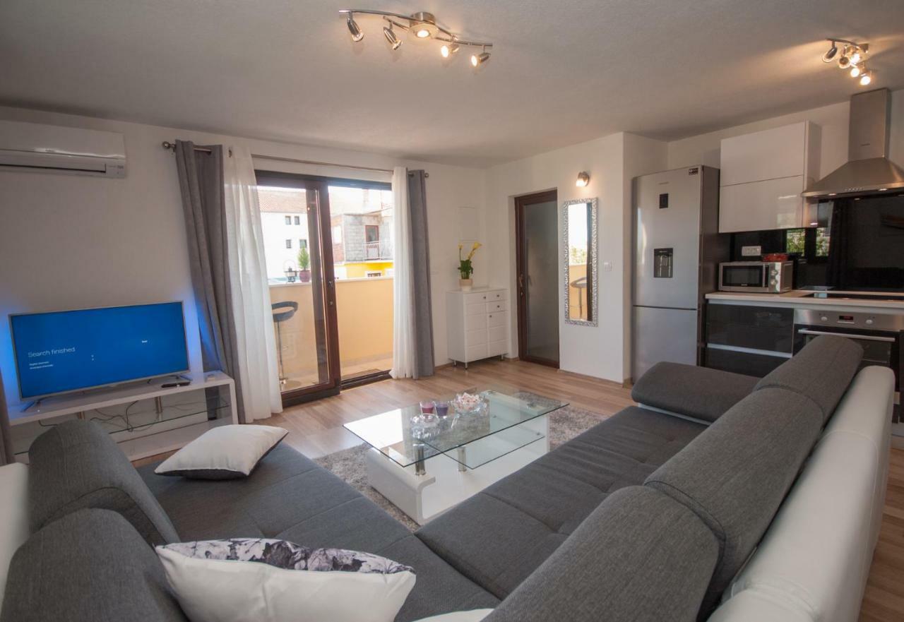 Apartmani Ivan Kaštela Εξωτερικό φωτογραφία